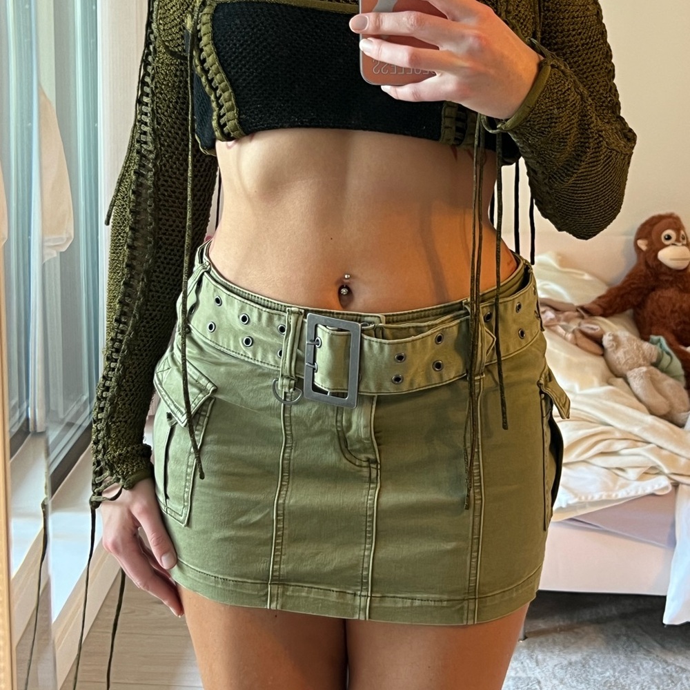 Y2K khaki cargo mini skirt